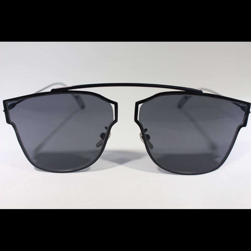 Black sunglasses